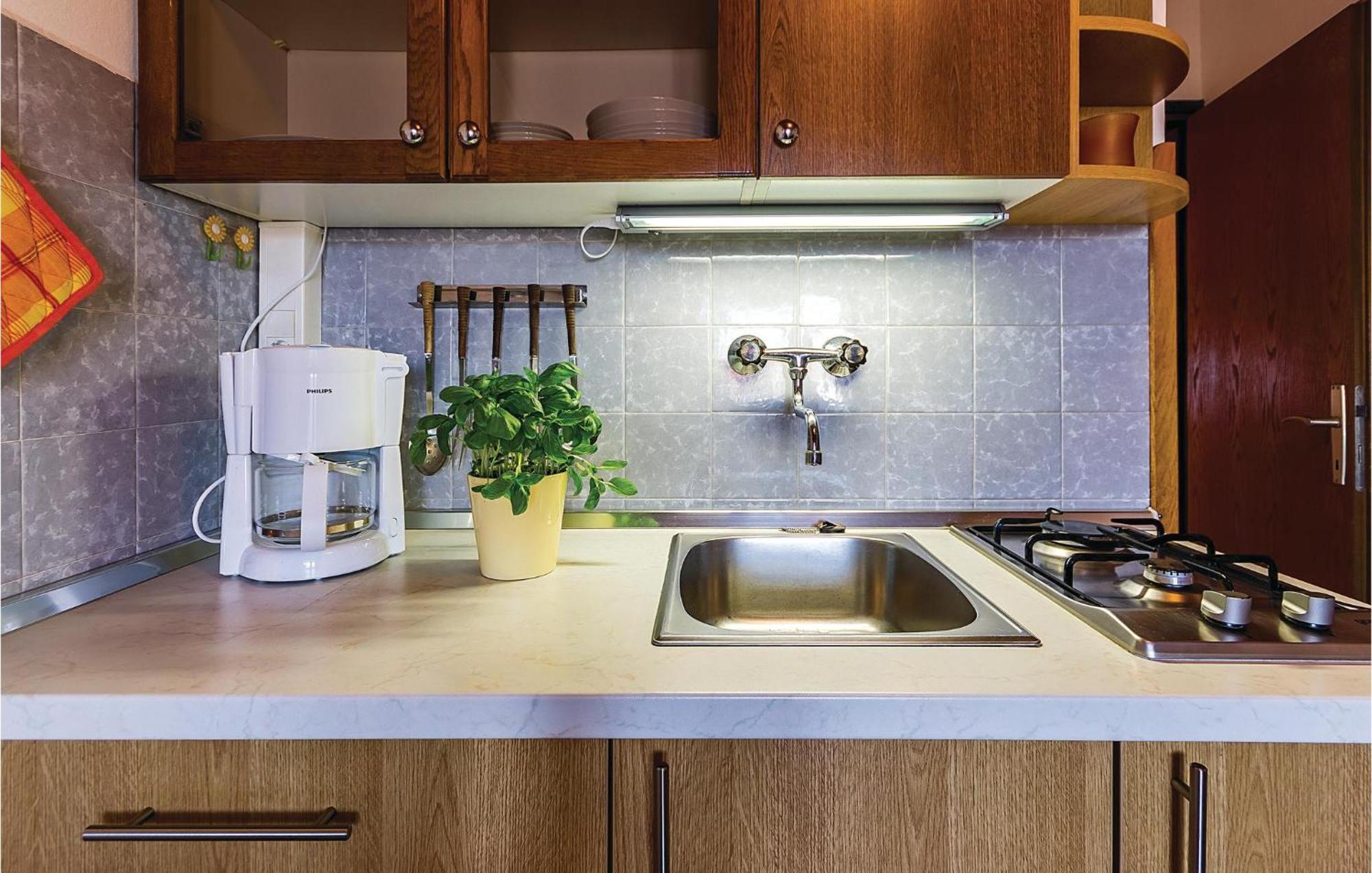 Beautiful Apartment In Pula With Kitchen Exteriér fotografie